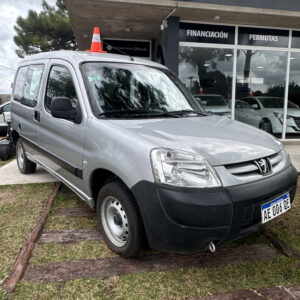 Peugeot Partner 1.6 hdi furgon c/asientos 2015